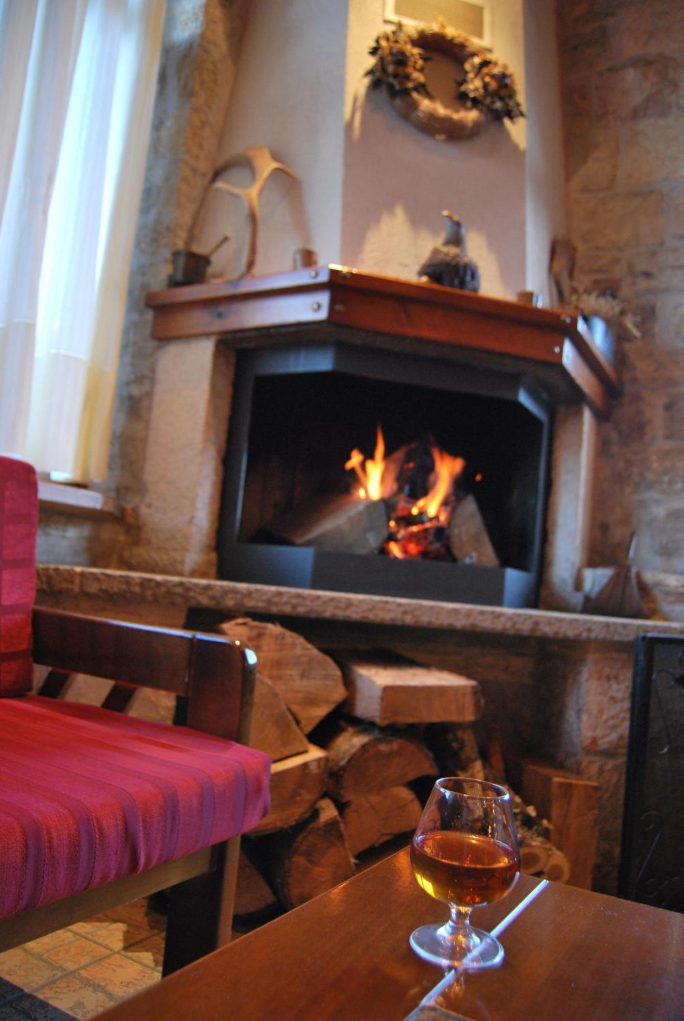 Rizoma Guesthouse Mikrón Khoríon Extérieur photo